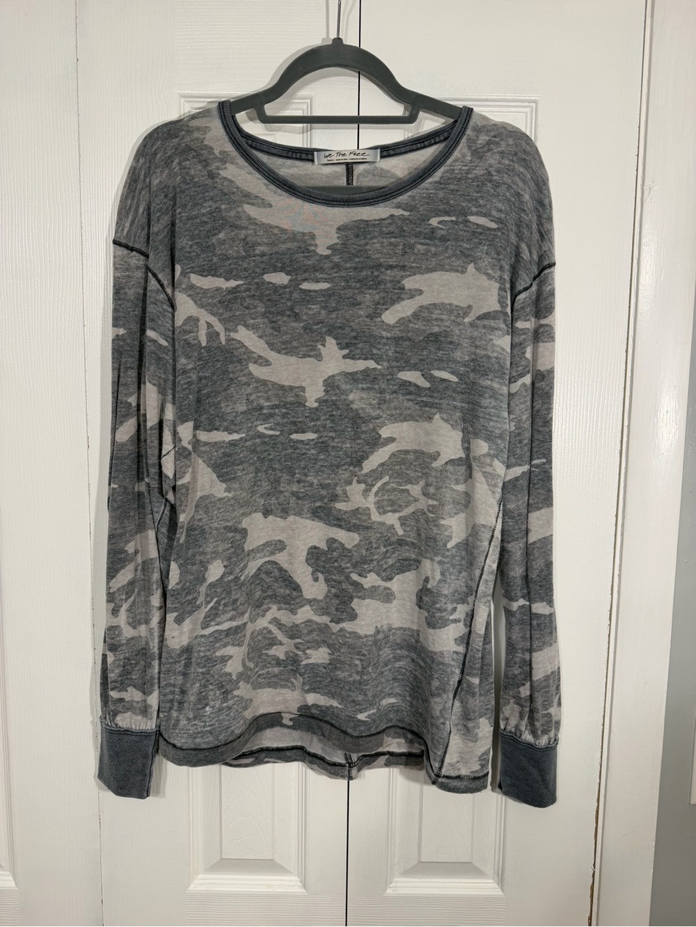 Free People We The Free Camo Long Sleeve Top S Gray